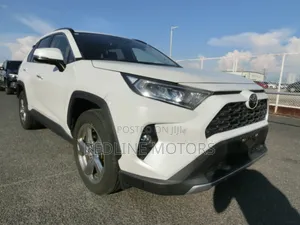 Toyota RAV4 2019 White