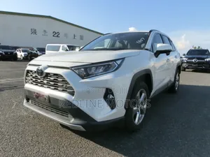 Toyota RAV4 2019 White