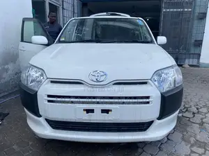 Toyota Succeed 2018 White