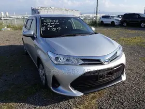 Toyota Corolla Fielder 1.5 Hybrid FWD 2018 Silver