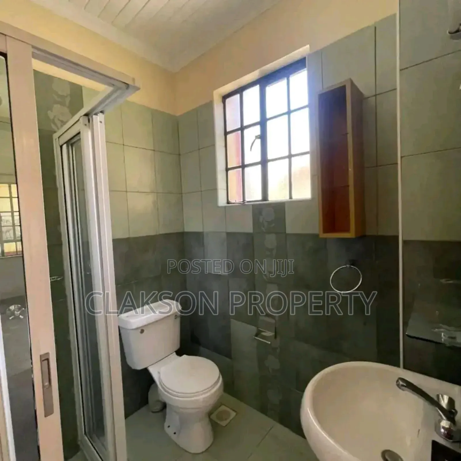 4bdrm Townhouse / Terrace in Riara Road, Kilimani for rent