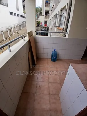 4bdrm Apartment in Riverside for rent