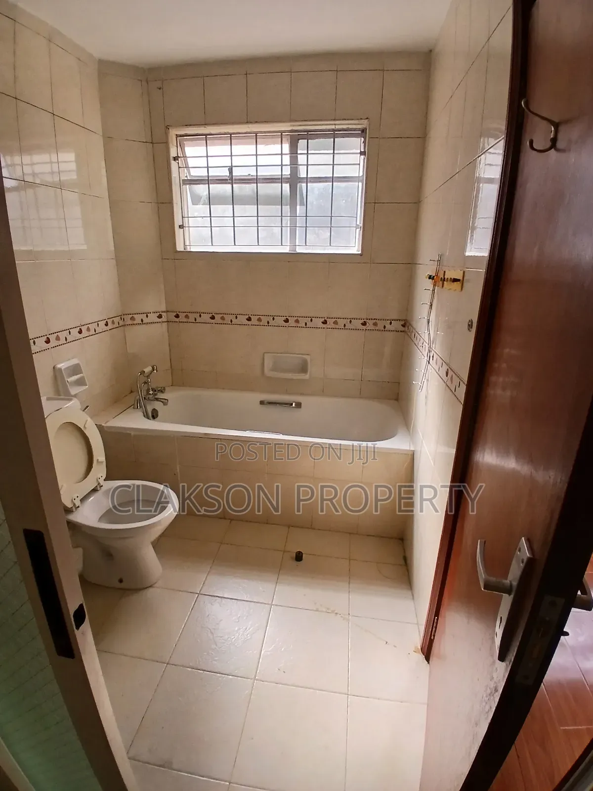 4bdrm Apartment in Riverside for rent