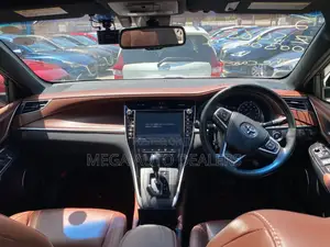 Toyota Harrier 2019 White