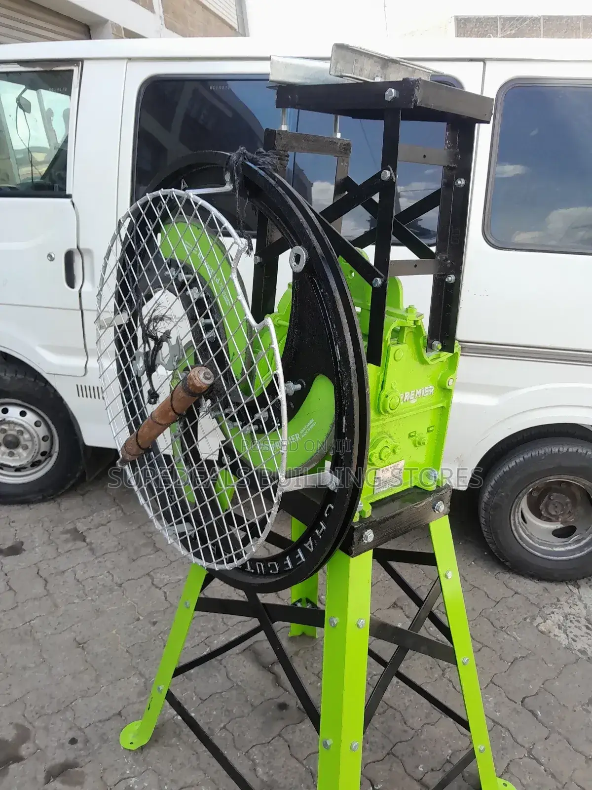 Engine Powered 3blade Chaff Cutter