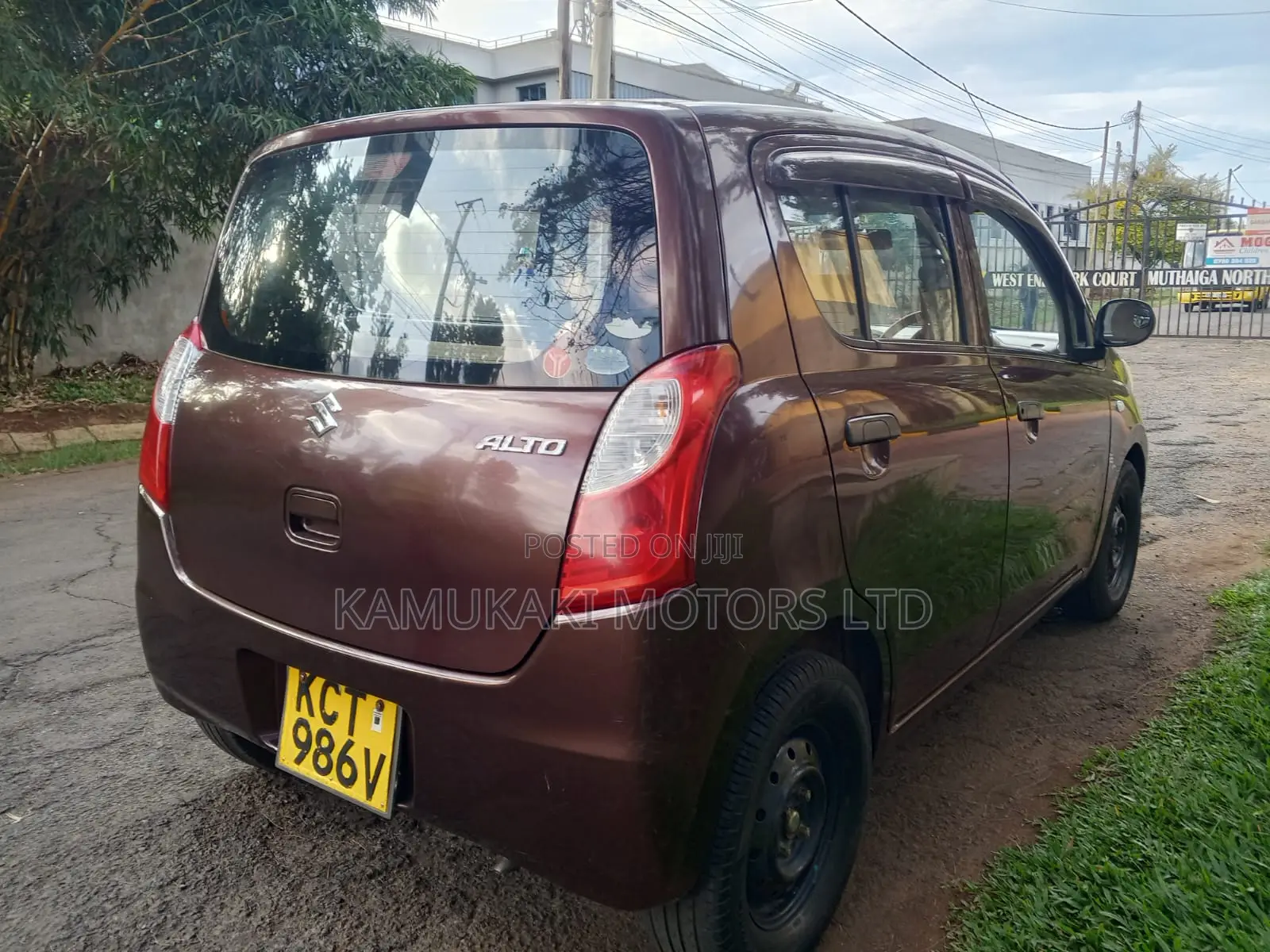 Suzuki Alto 1.0 2012 Brown
