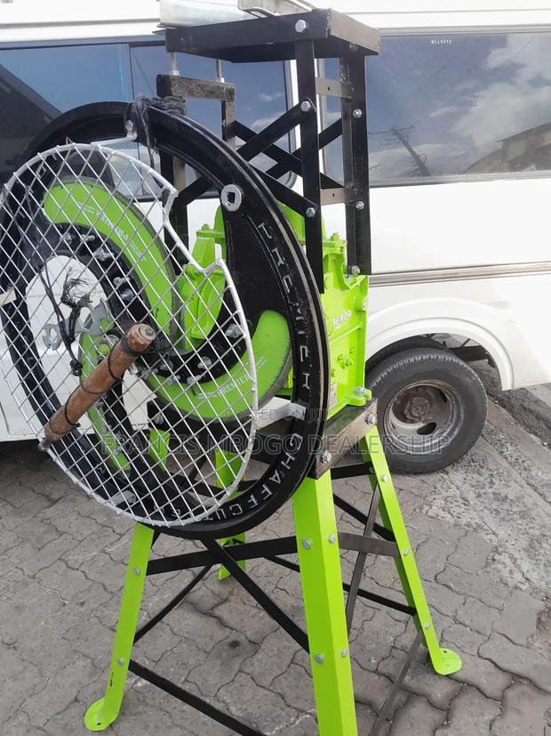 Professional 3blade Chaff Cutter - main view