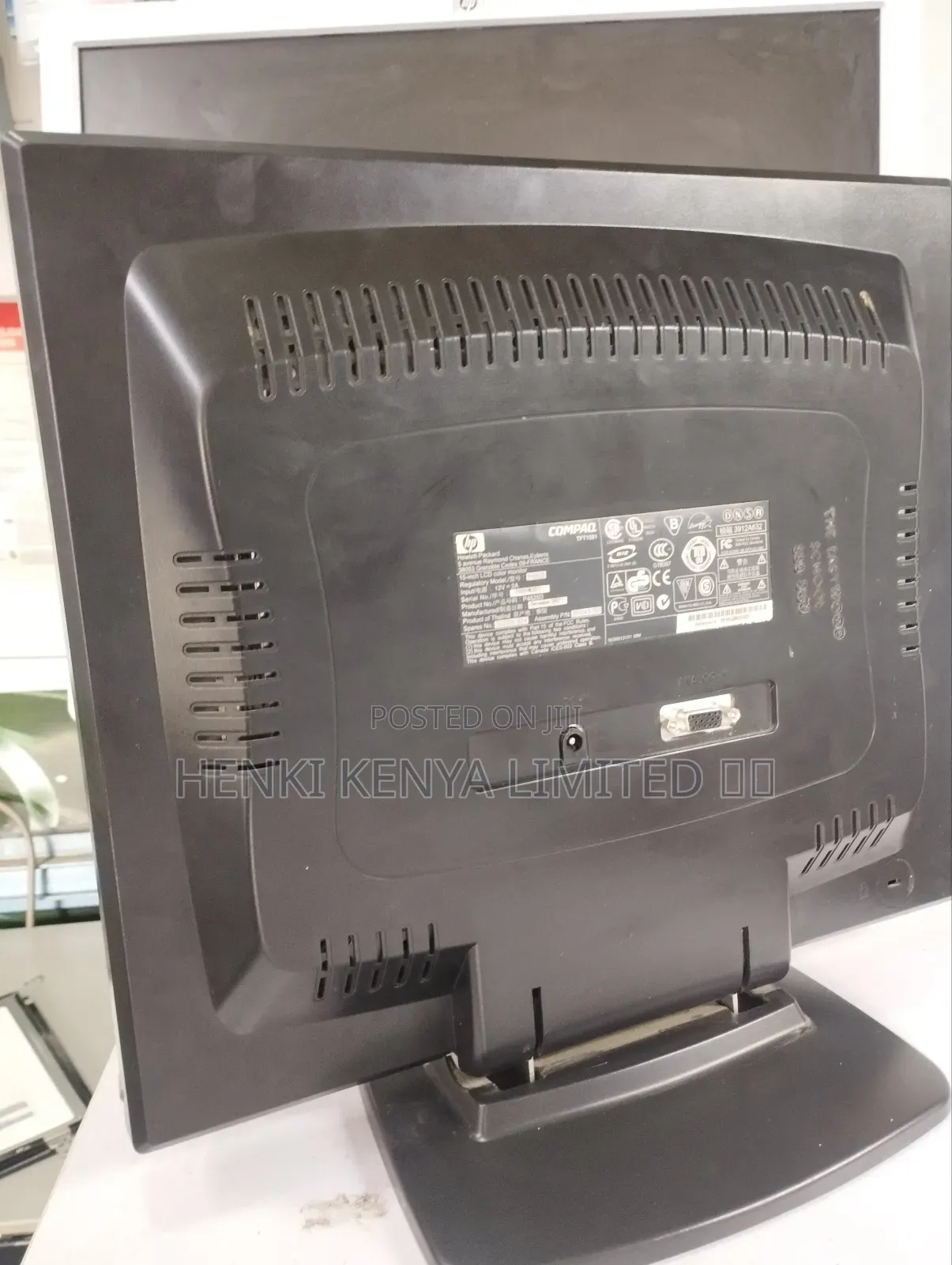 Hp 15 Inch TFT Monitor on Offer Offer