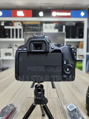 Canon Eos 250d DSLR Camera With 18-55mm STM ( Brandnew)