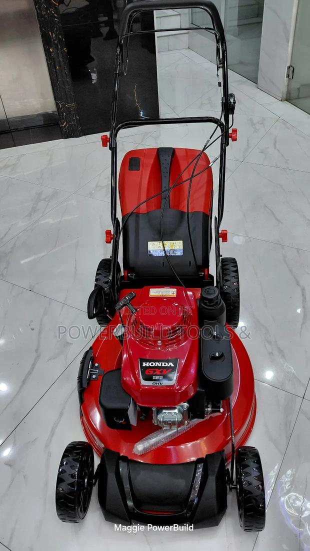 Honda Walk Behind Lawnmower With A Gxv160 Engine 196cc - thumbnail 3