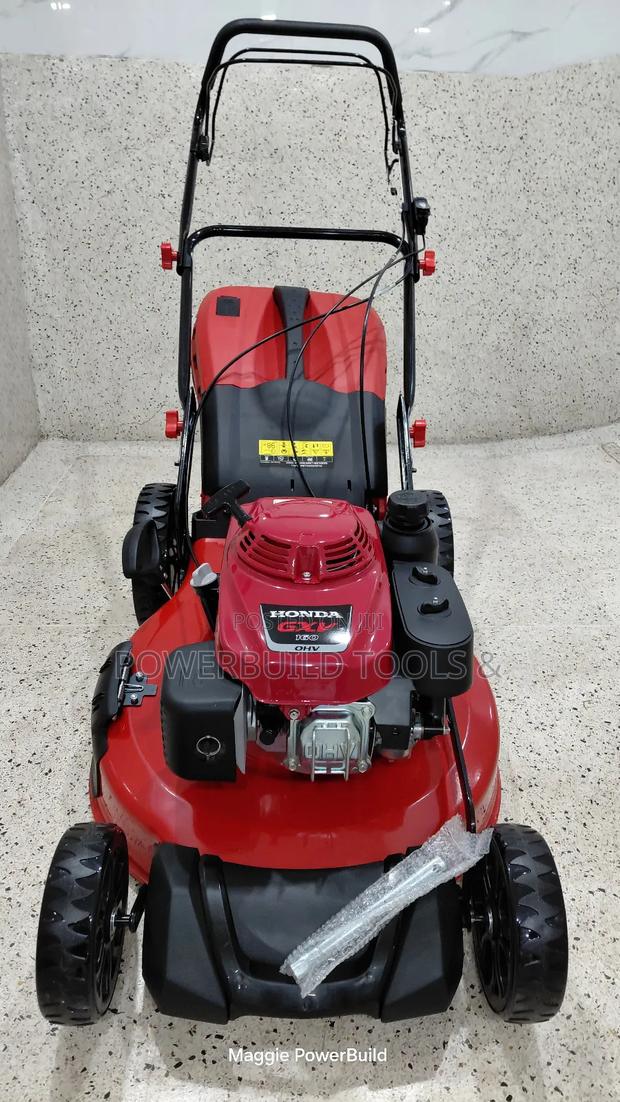 Honda Walk Behind Lawnmower With A Gxv160 Engine 196cc - thumbnail 4