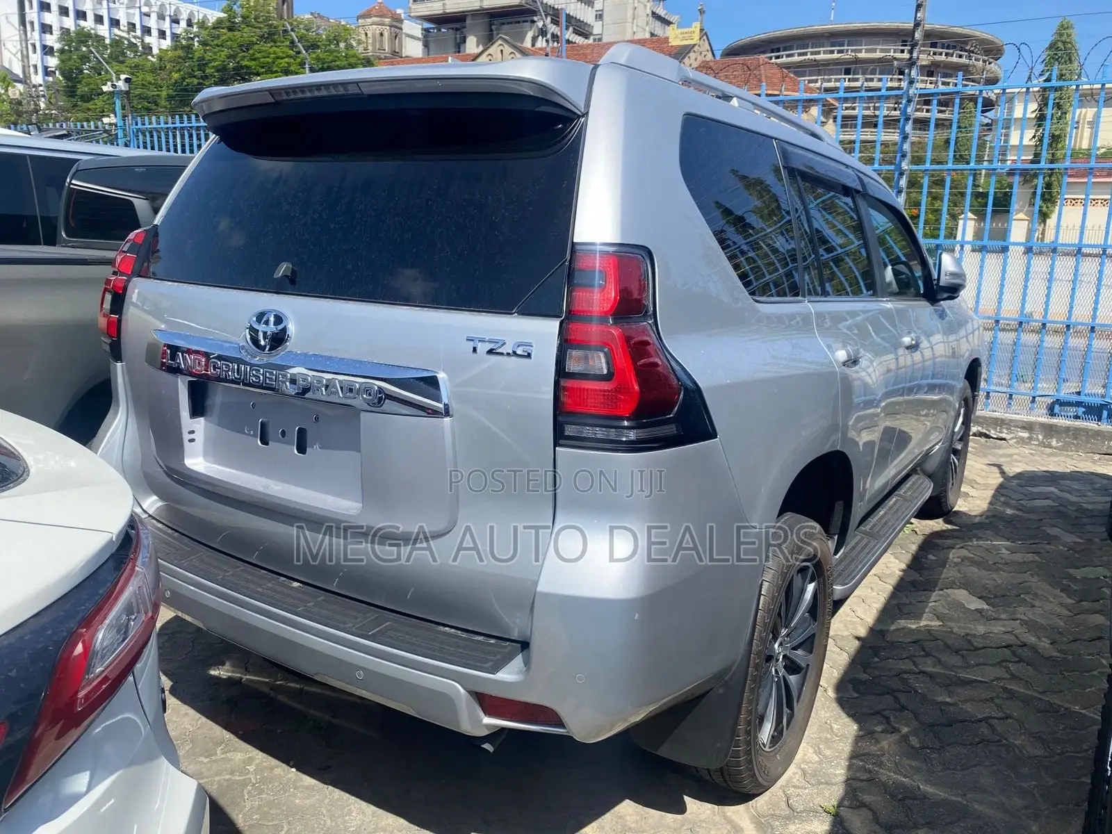 Toyota Land Cruiser Prado 2020 Silver