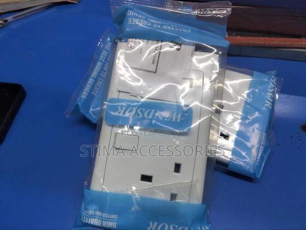 Windsor Twin Socket - main view