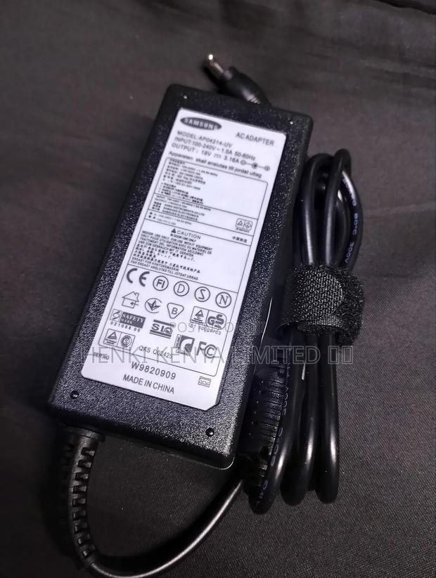 Samsung Small Pin Laptop Charging Adapter - thumbnail 2