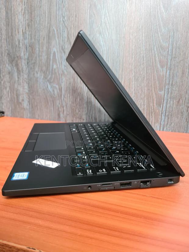 Laptop Dell Latitude 7390 8GB Intel Core I5 SSD 256GB - thumbnail 3