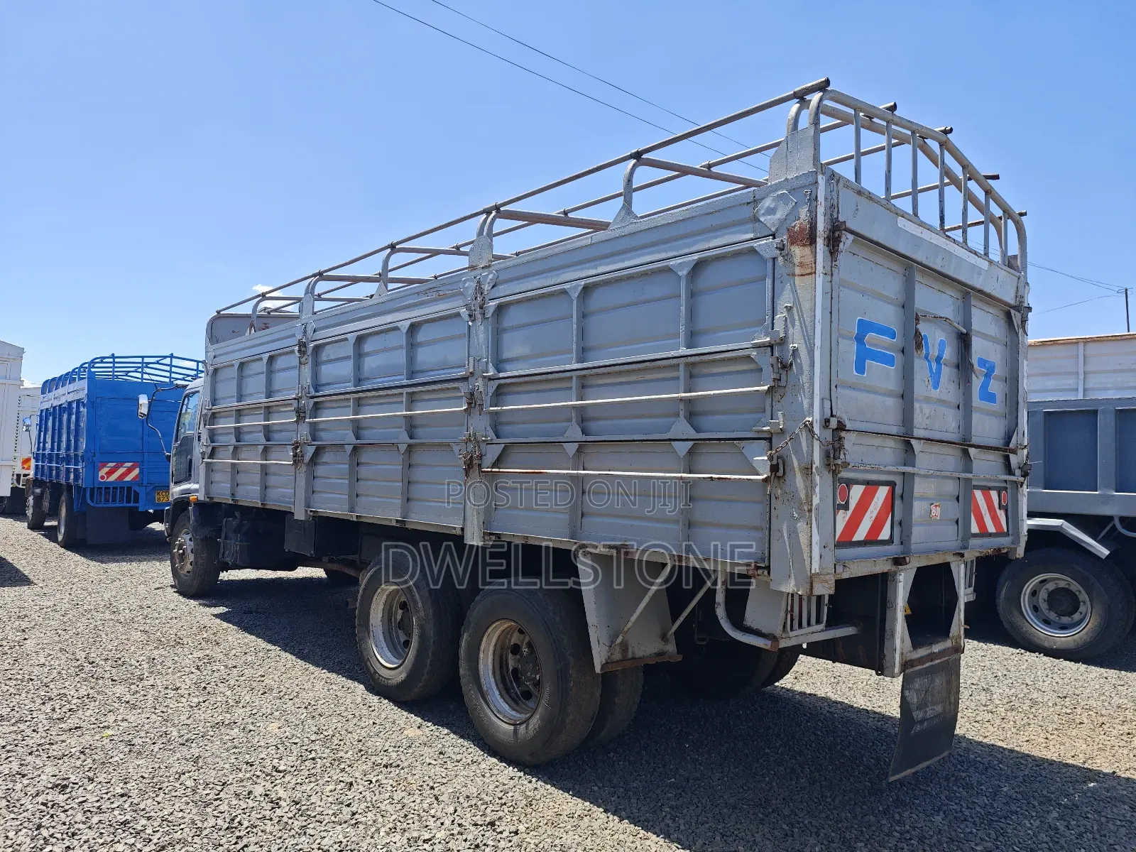 Isuzu FVZ 2010 Grey