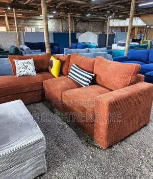 Modern Hosting 6 Seater L Seat