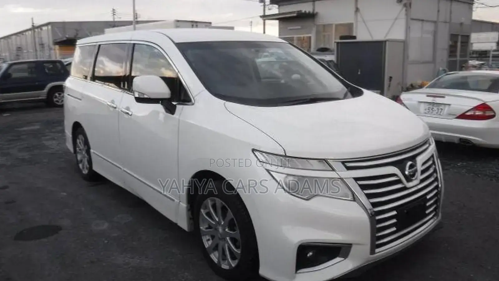 Nissan Elgrand 2018 Pearl
