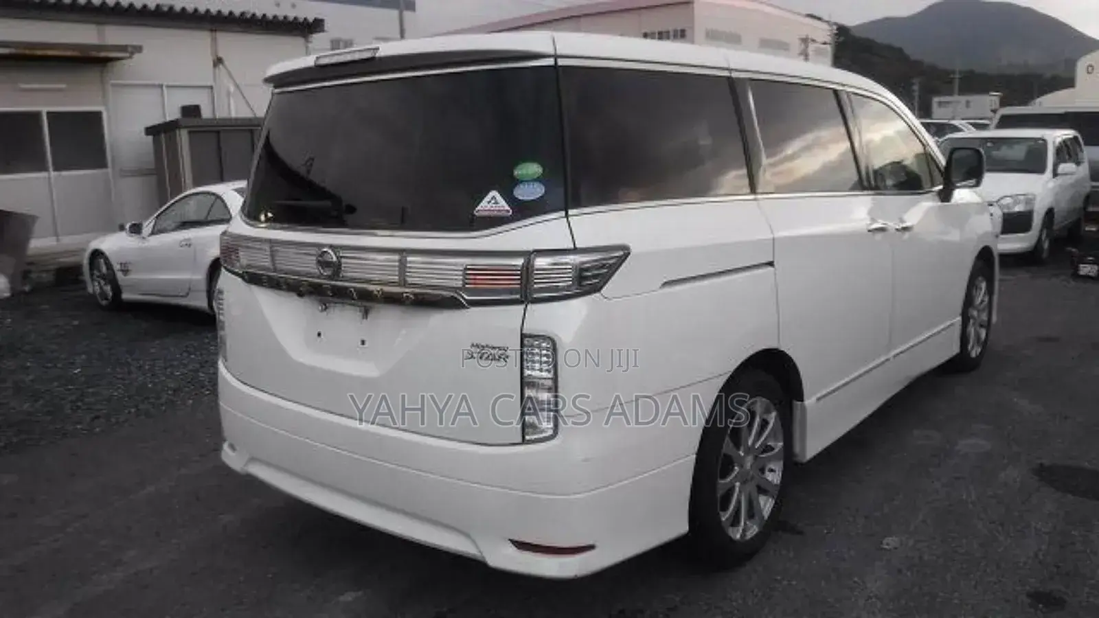 Nissan Elgrand 2018 Pearl