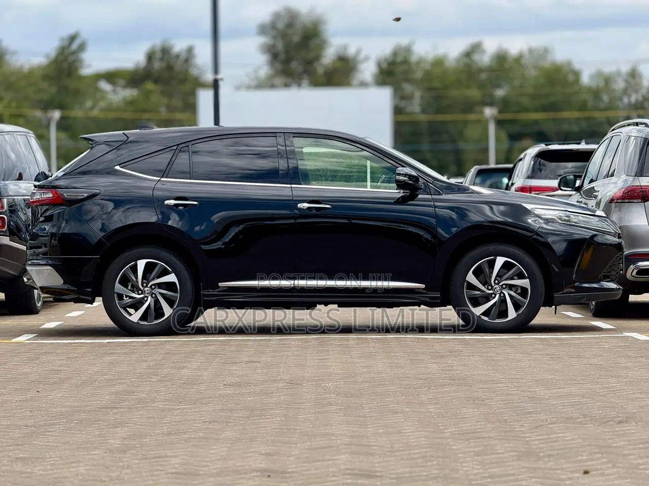 Toyota Harrier 2019 Black