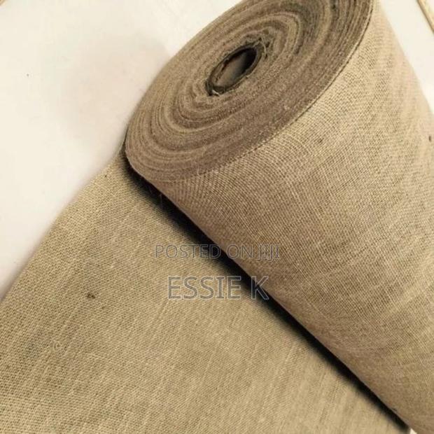 Hessian Clothe (Small Holes)