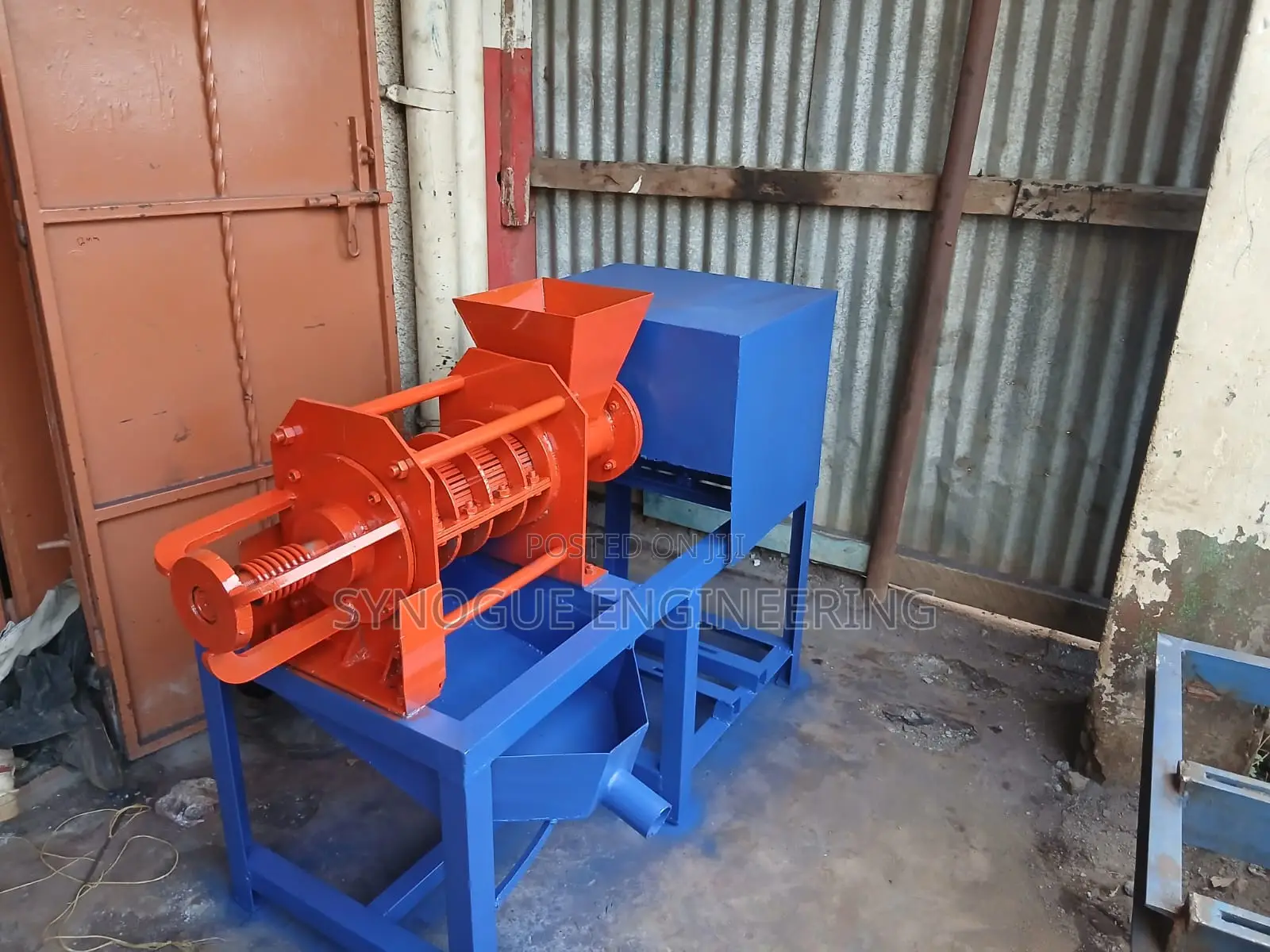 Dewatering Machine