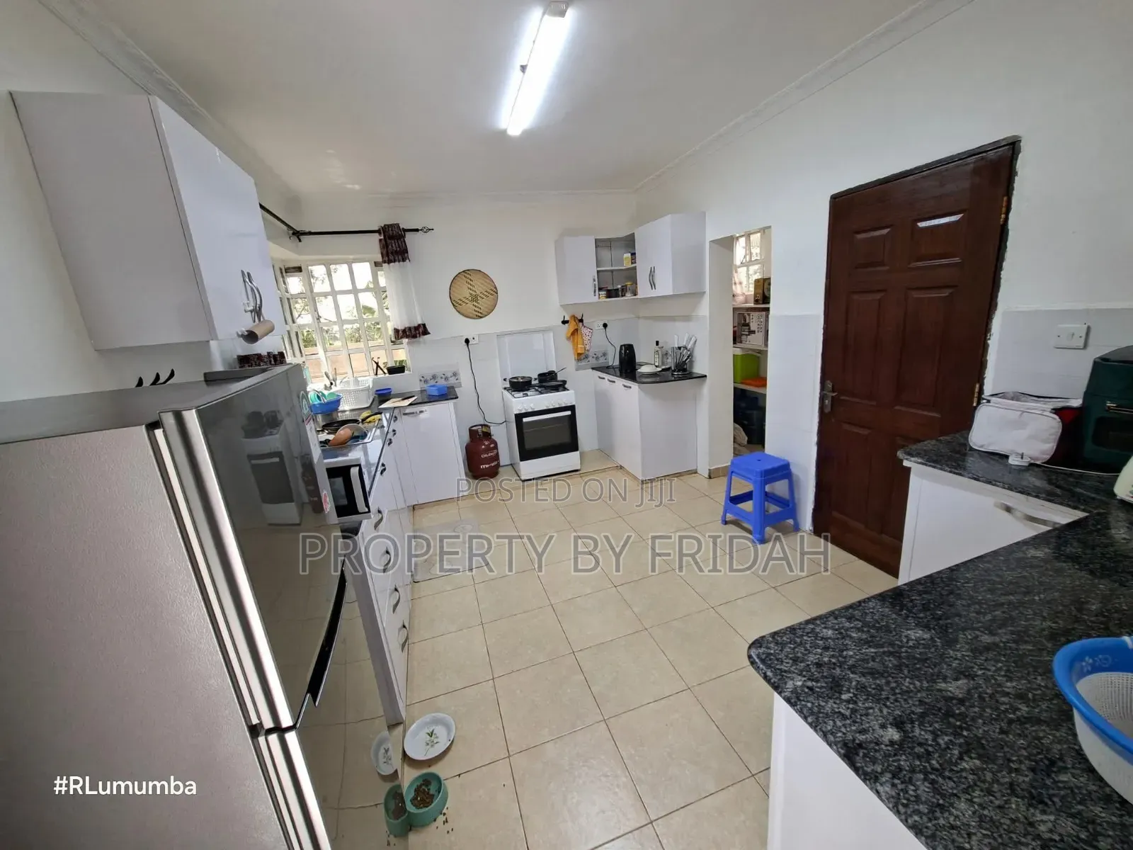 4bdrm Mansion in Kitengela for sale