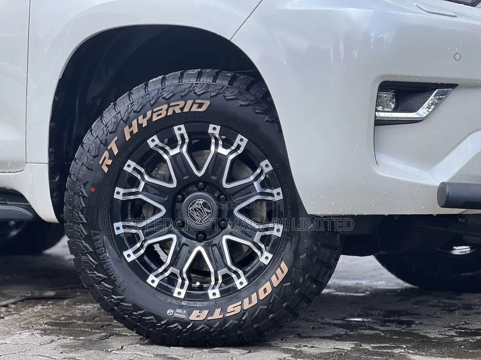 Toyota Land Cruiser Prado 2019 White