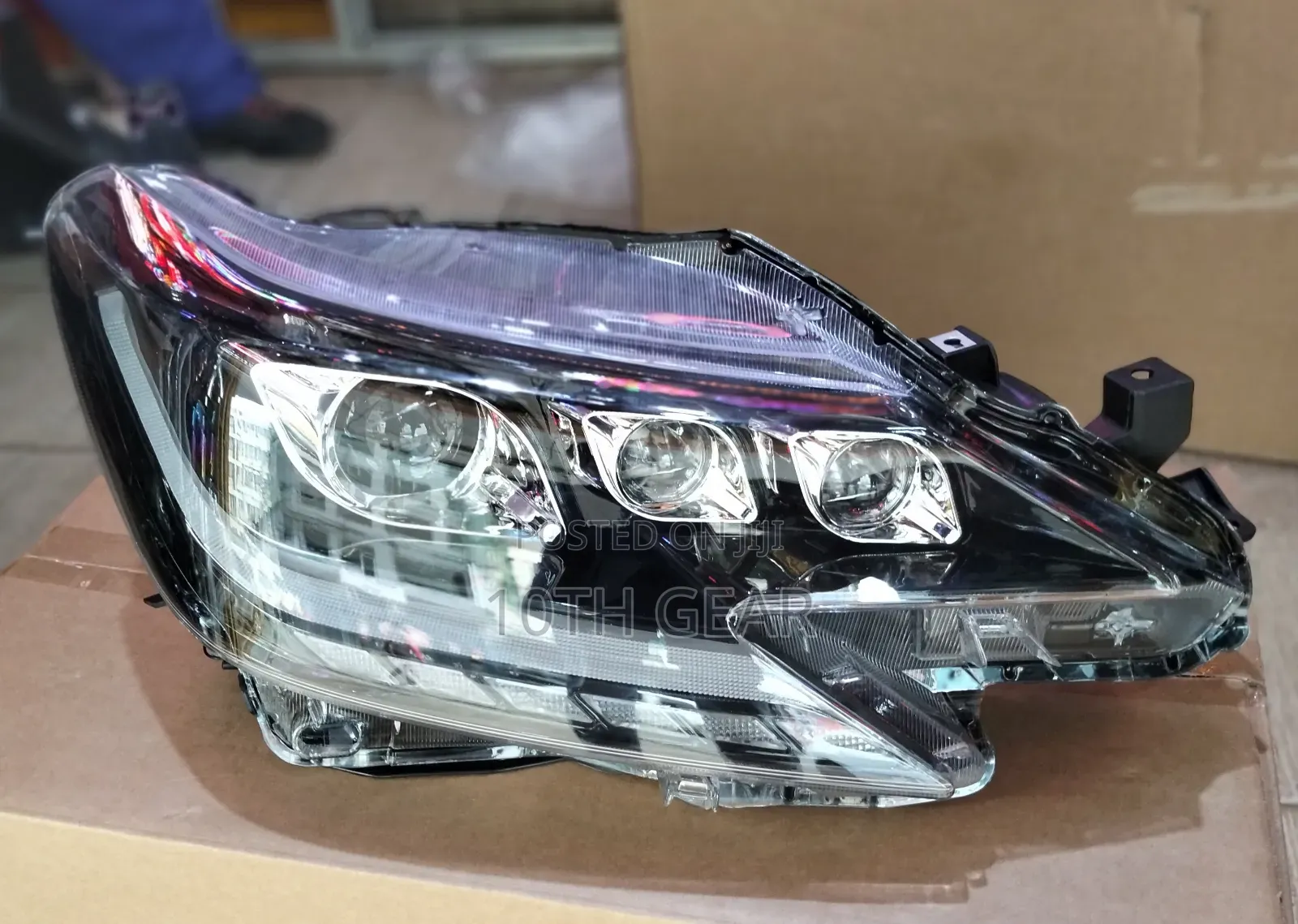 Headlight Mark X 2014-2018 Pair