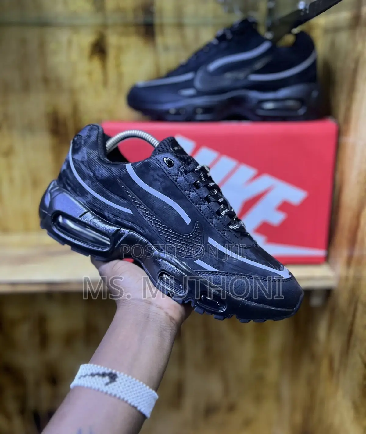 Nike Airmax 95 Medium Olive and Sequoia Colorway/ Black