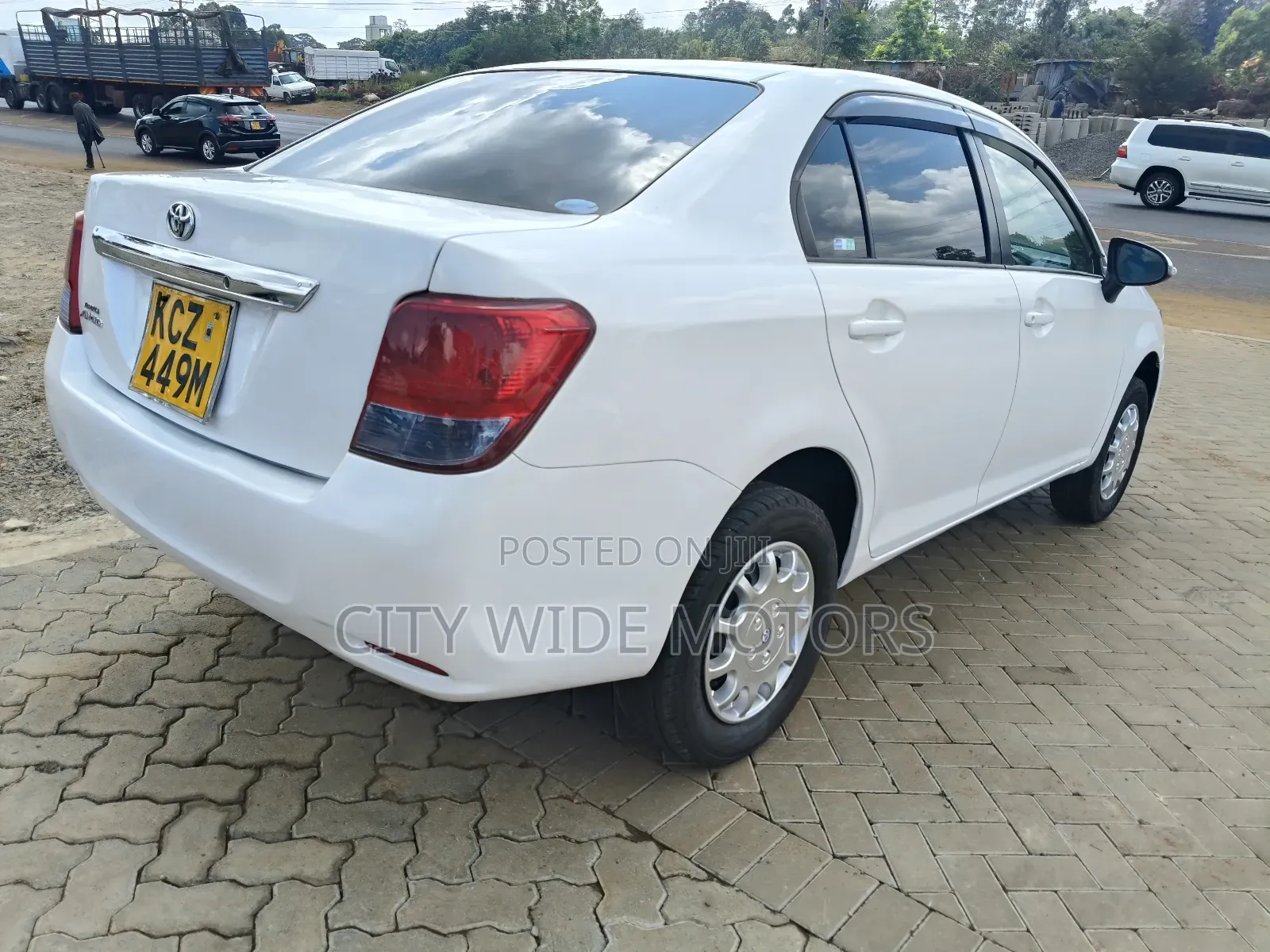 Toyota Axio 1.5 X 2WD 2013 White