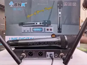 BNK Is 20 Wireless Microphone