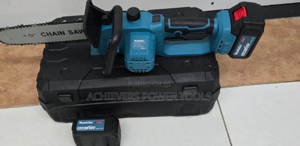 "12"Makita Cordless Chainsaw - main view