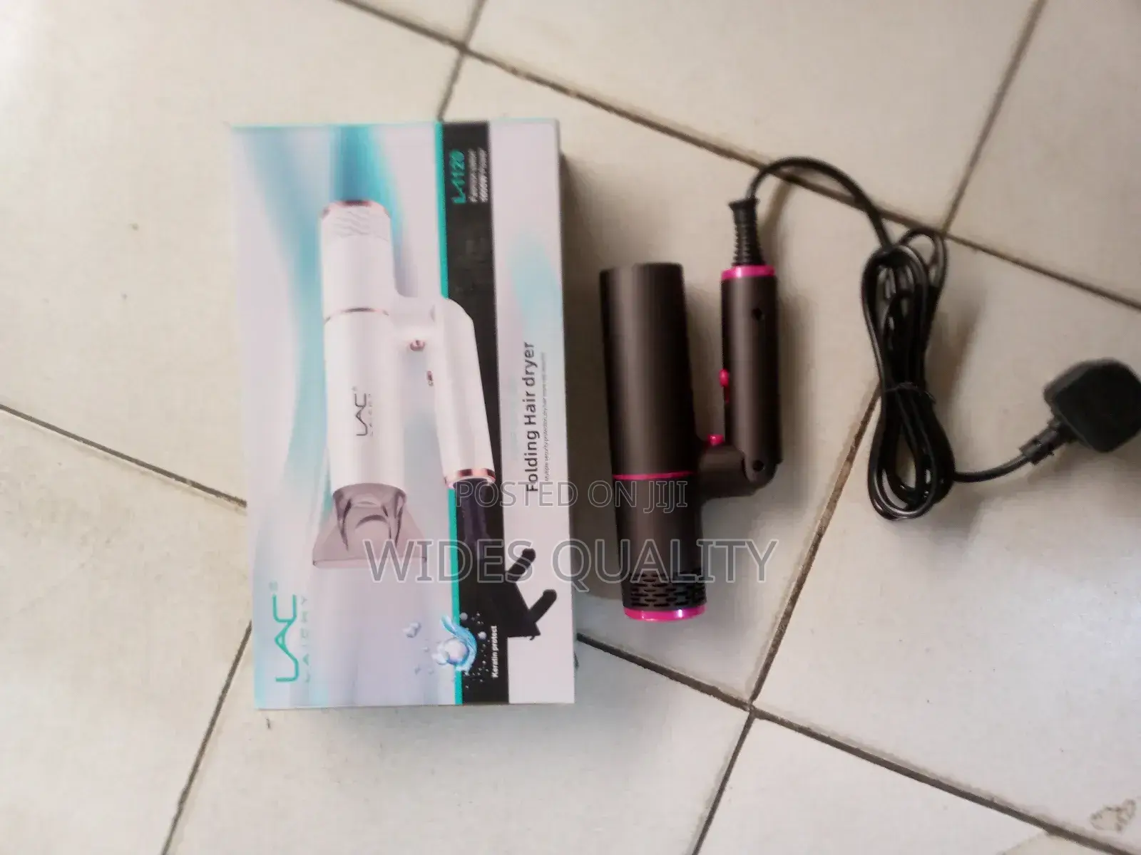 Folding Hair Dryer. Lac Foldable Blow-Dryer