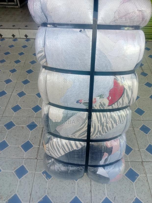 Winter Crop Tops Bales. - thumbnail 3