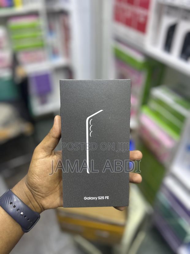 New Samsung Galaxy S25 FE 256 GB Black