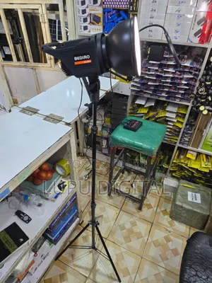 Bediro Studio Light for Photography and Videography + Stand