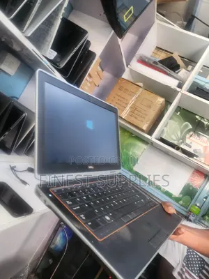 Laptop Dell Latitude E6320 4GB Intel Core I5 HDD 500GB