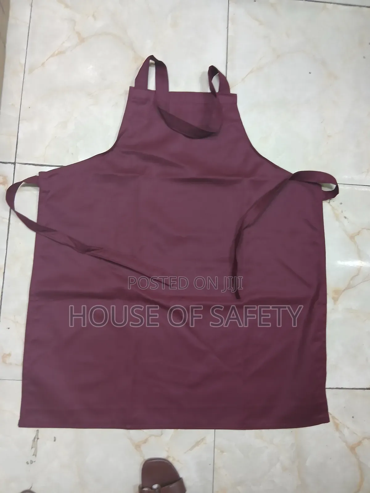Maroon Easy to Maintain Aprons