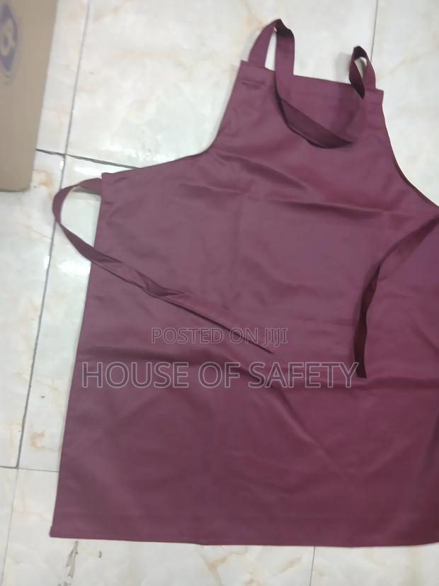 Functional Design Maroon Apron - thumbnail 2