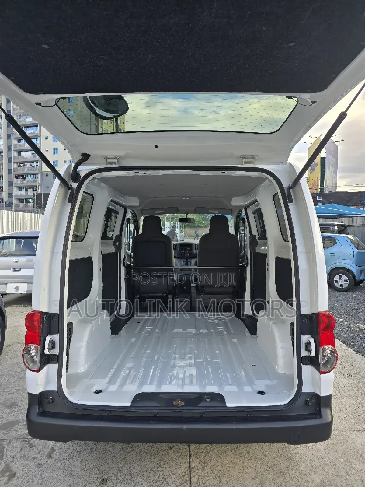 Nissan NV200 S 2019 White
