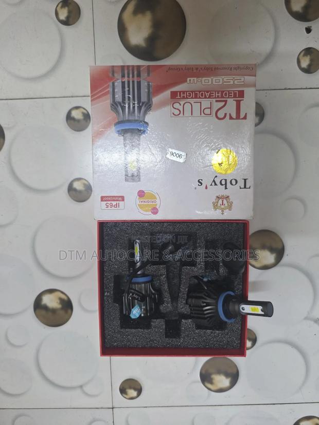 Led Toby's Bulbs H4 and H11