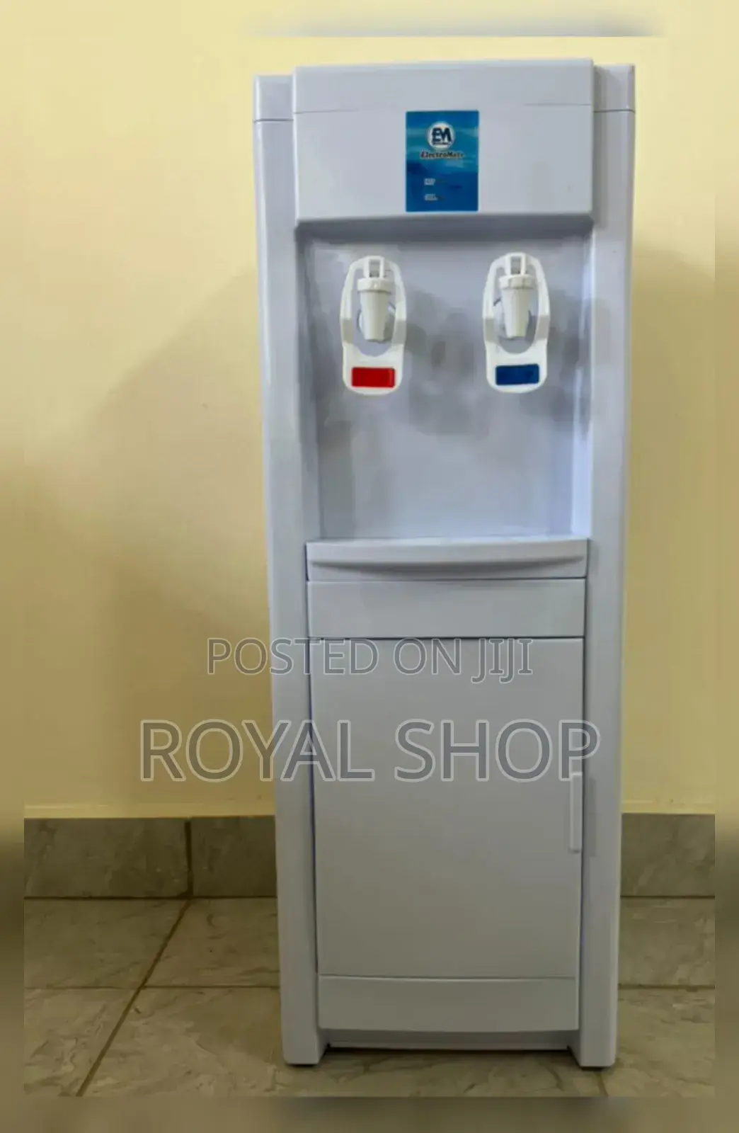 Hot and Normal Water Dispenser