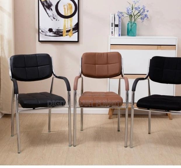 Black Low Back Modern Catalina Chair - thumbnail 6