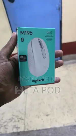 Logitech M196 Bluetooth Mouse - Off-White