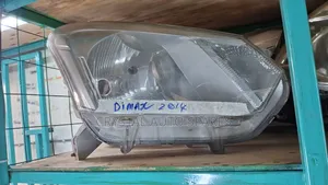 D Max 2014 Headlight