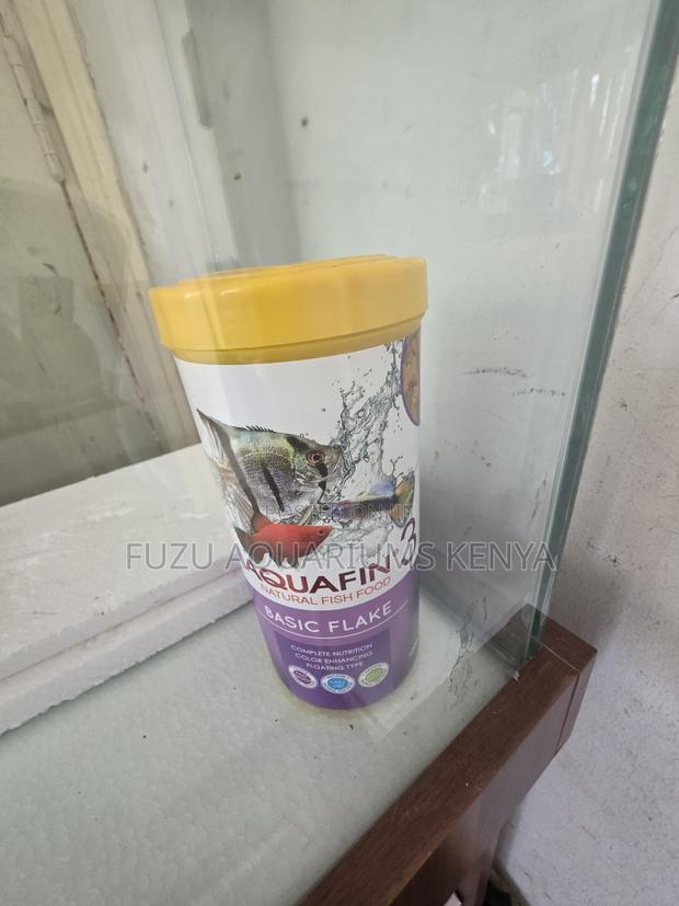 Pure Nature Tropical Flakes for Fins