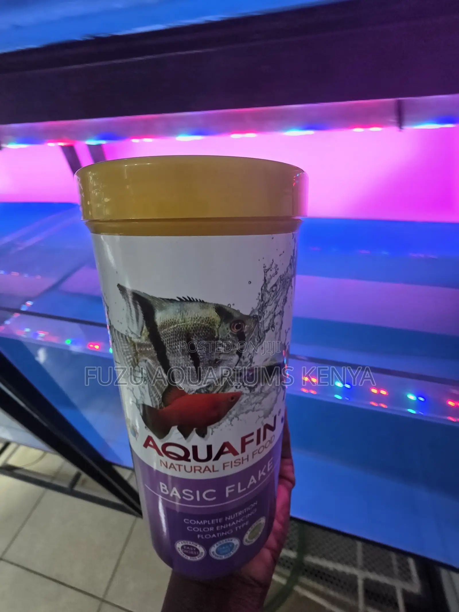 Tropical Flakes for Vibrant Scales Health