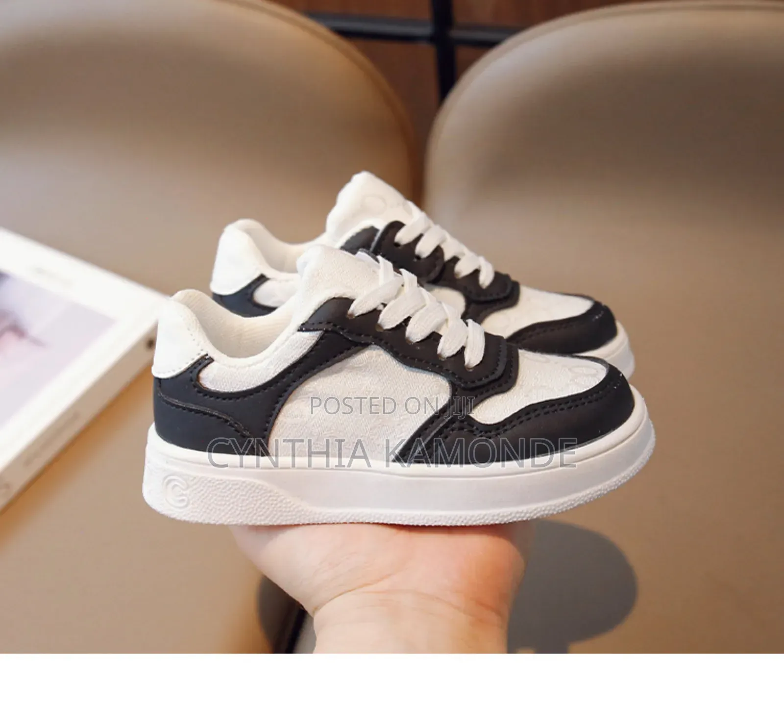 Laces' Elegant Sneakers