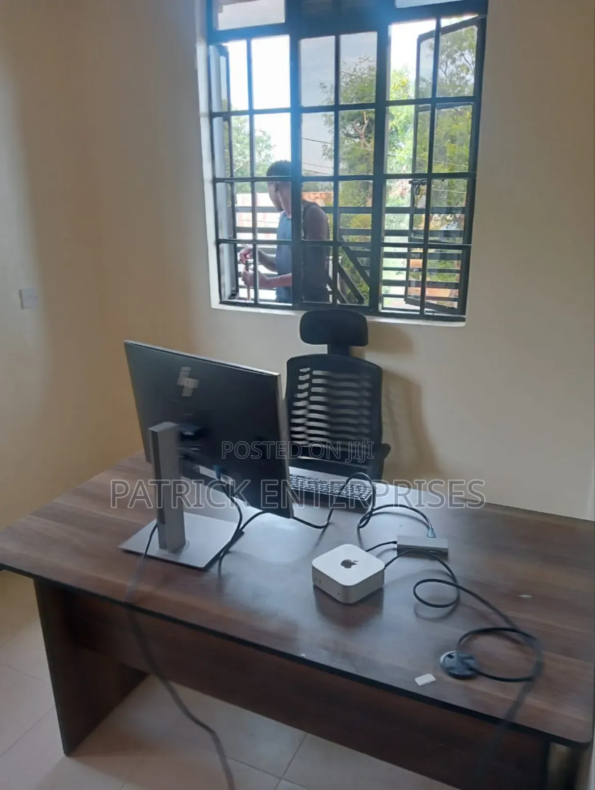 1.4 Mtrs Office Desk Plus High Back Recliner Headrest Chair